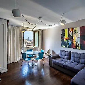 Apartment Roommo Fortezza, Florence