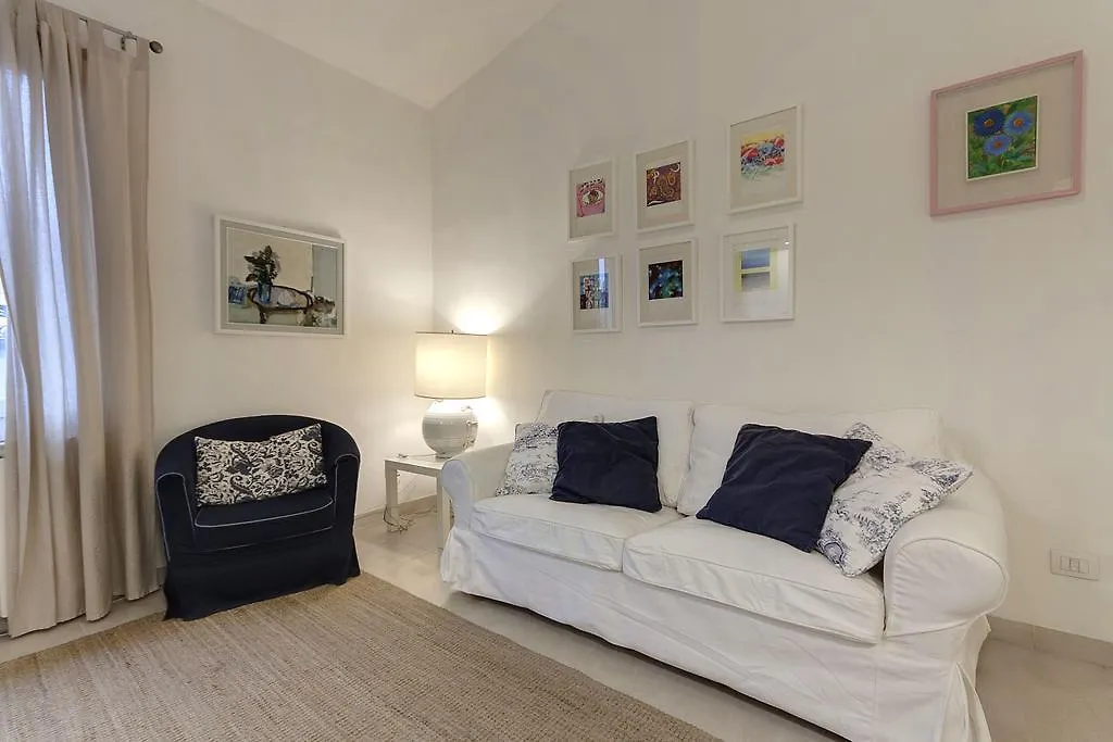 Anticafirenze Apartment